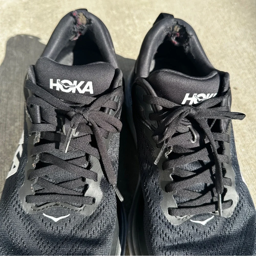 Hoka Bondi 8 Black and White Men's Shoes - Size 11